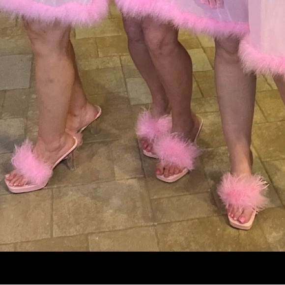 Amazon square toe platform chunky heel mule sandals with pink feather detail - Picture 3 of 7